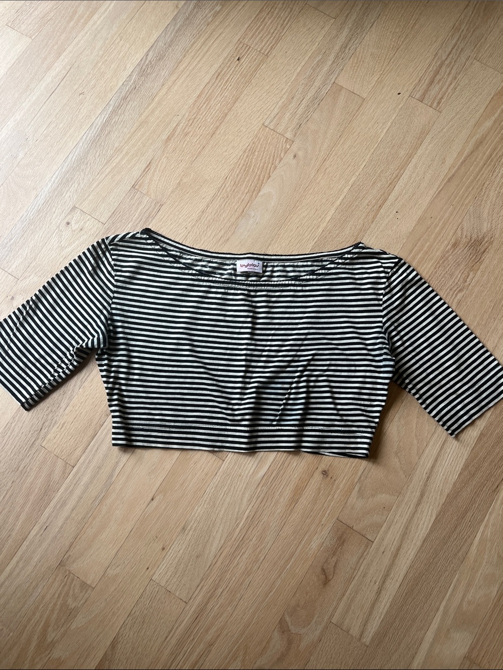 Byblos Black & White Striped Cropped Tee. Made in Italy.